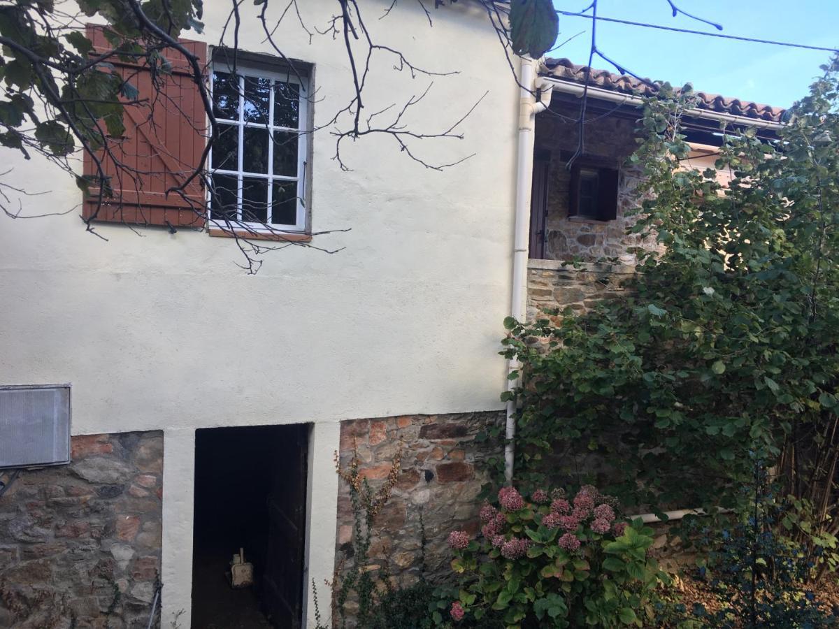 Jolie Petite Maison Dans Hameau En Pleine Nature Taussac-la-Billiere Dış mekan fotoğraf