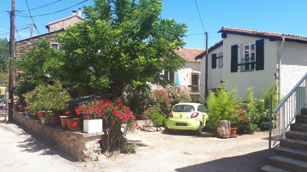 Jolie Petite Maison Dans Hameau En Pleine Nature Taussac-la-Billiere Dış mekan fotoğraf
